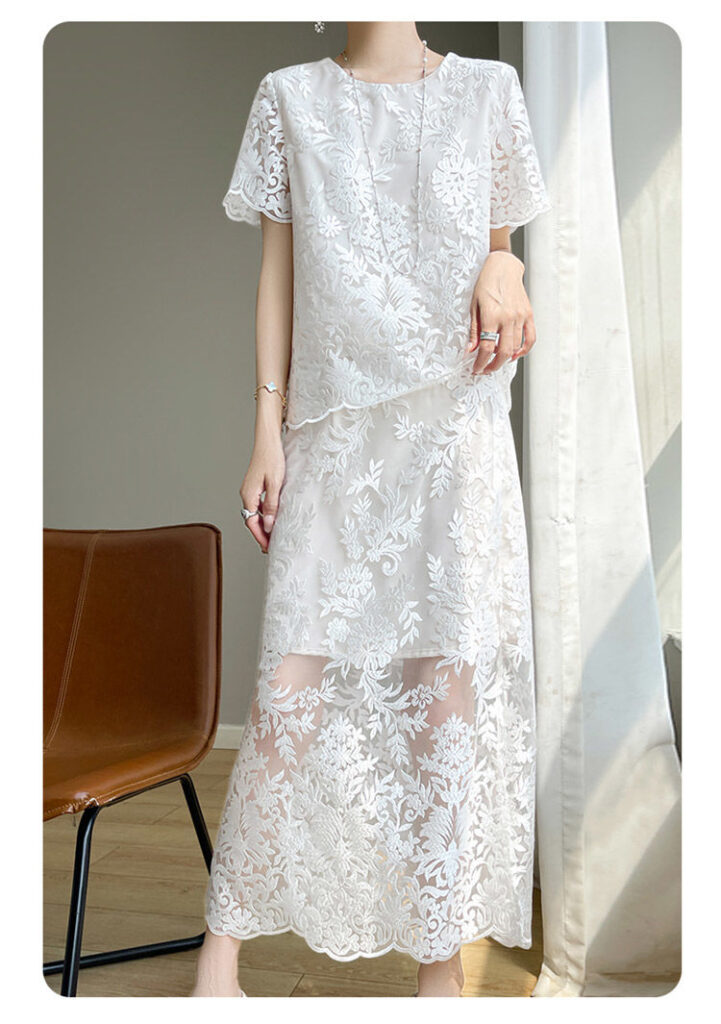 Acetic acid jacquard satin embroidered hollow lace skirt