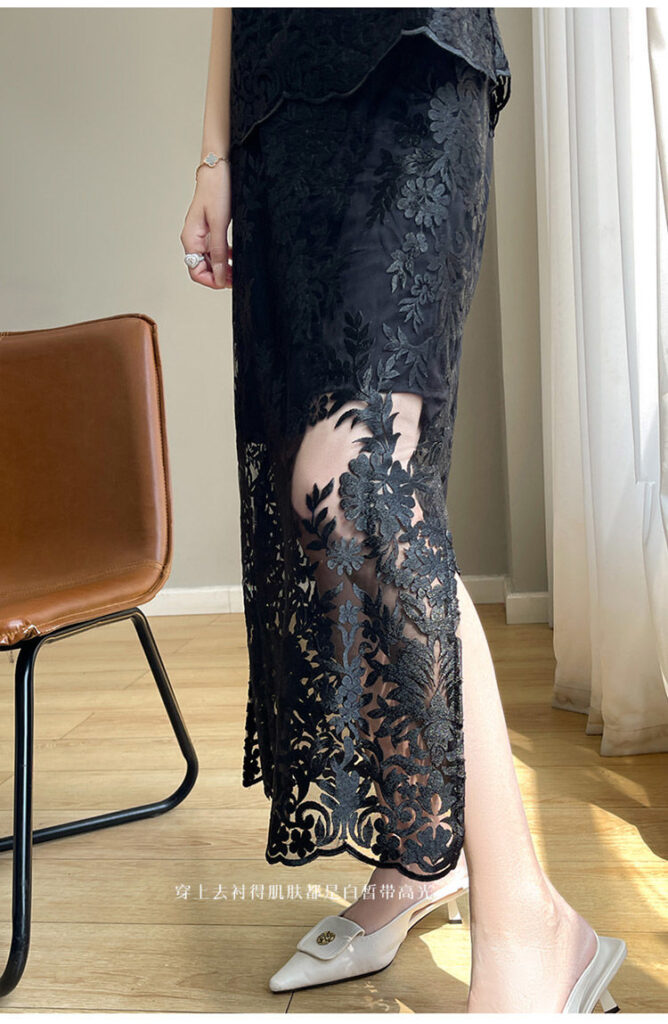 Acetic acid jacquard embroidered lace long skirt