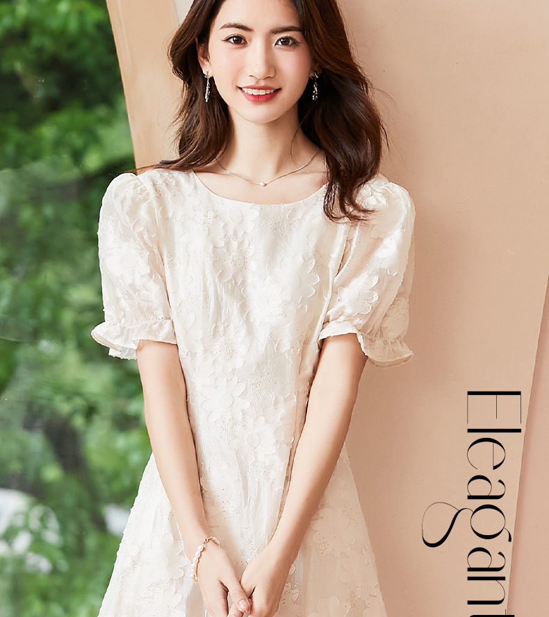 Embossed flower bubble sleeve dress