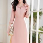 Autumn new long sleeved small V-neck dress