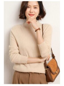 Half high neck sweater knitted sweater