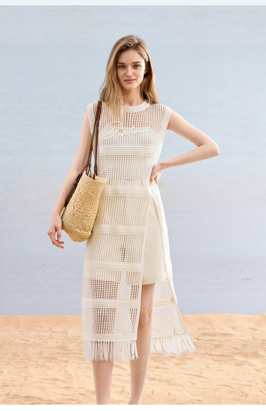 Biselena French vacation style hollow knitted dress