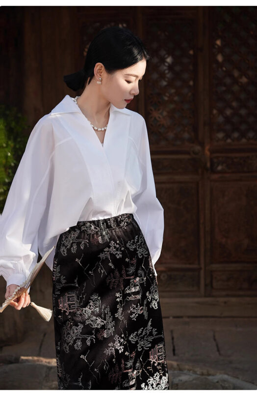 Chinese style embroidered printed slit skirt